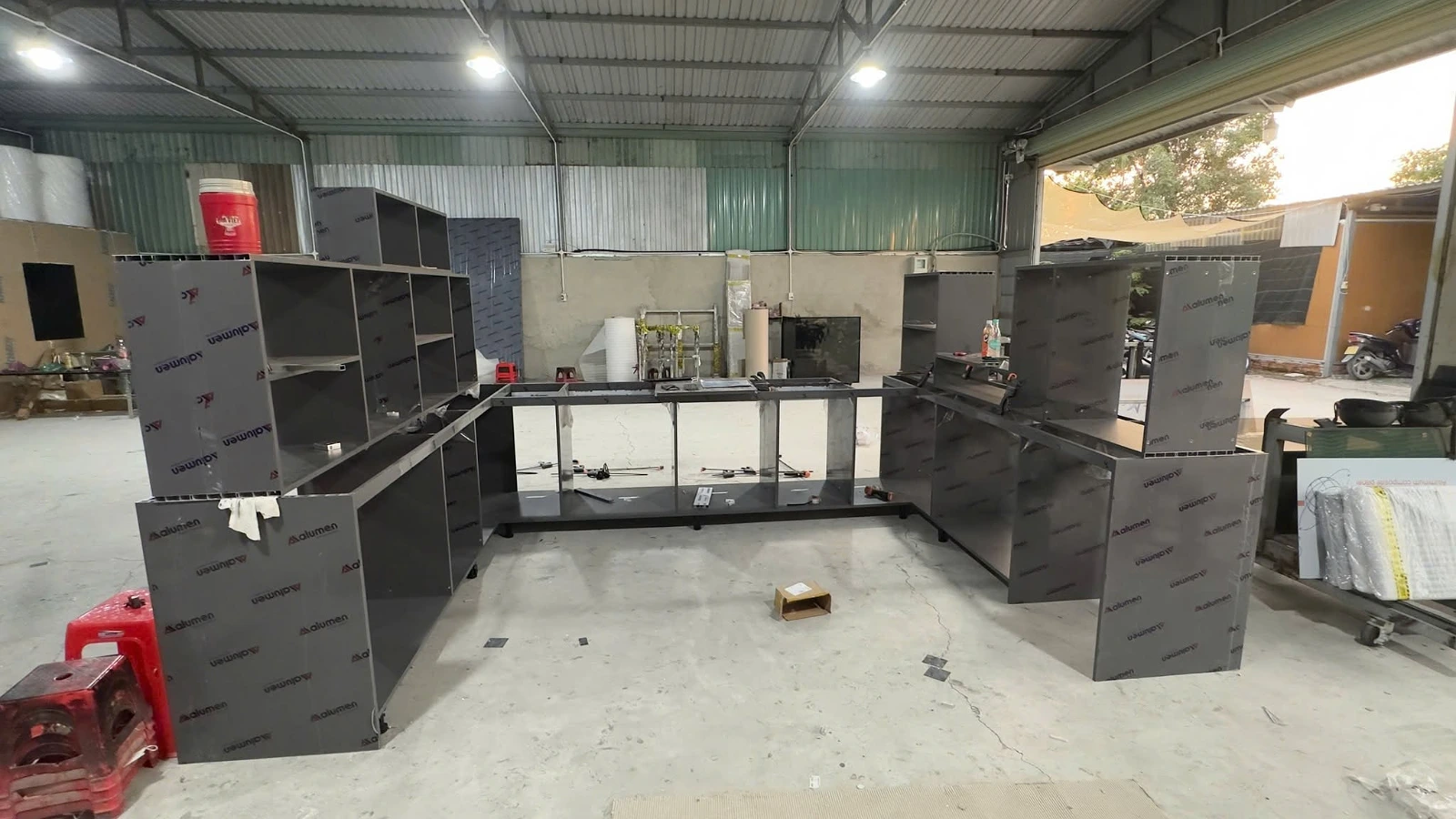 Nhôm kính cao cấp Thành Quang